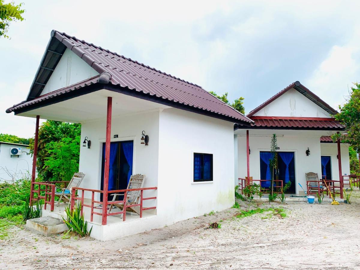 Homestay Resort Koh Rong Sanloem Сиханоуквил Екстериор снимка
