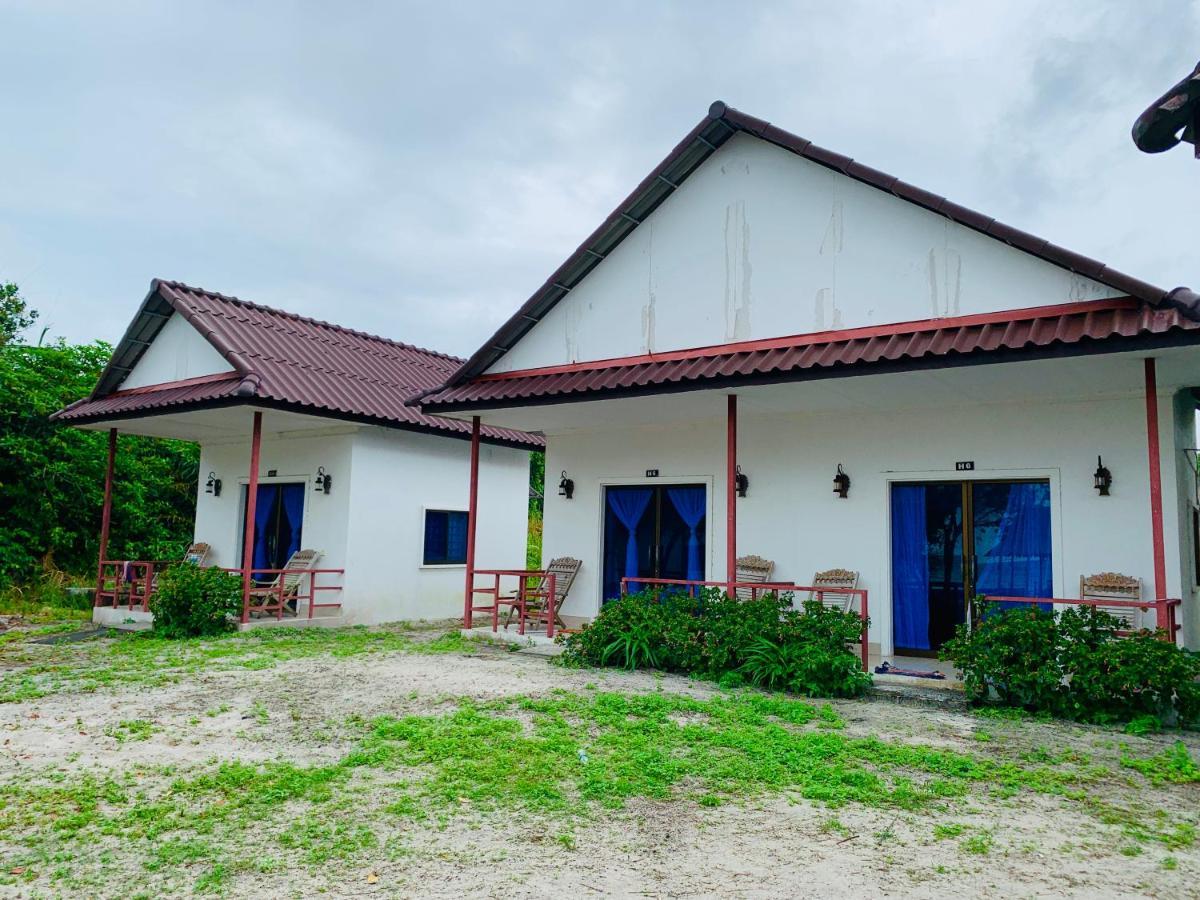 Homestay Resort Koh Rong Sanloem Сиханоуквил Екстериор снимка