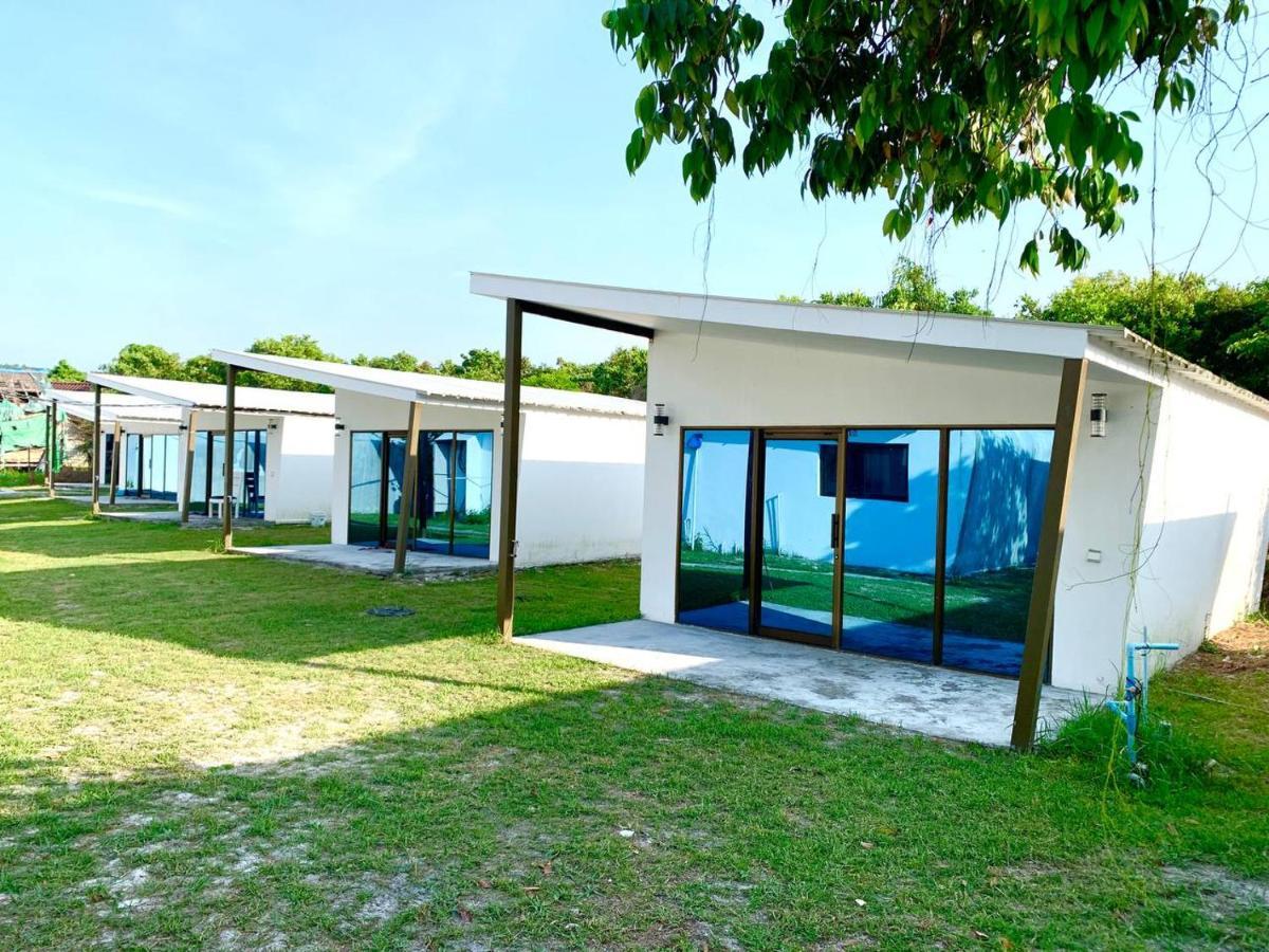 Homestay Resort Koh Rong Sanloem Сиханоуквил Екстериор снимка